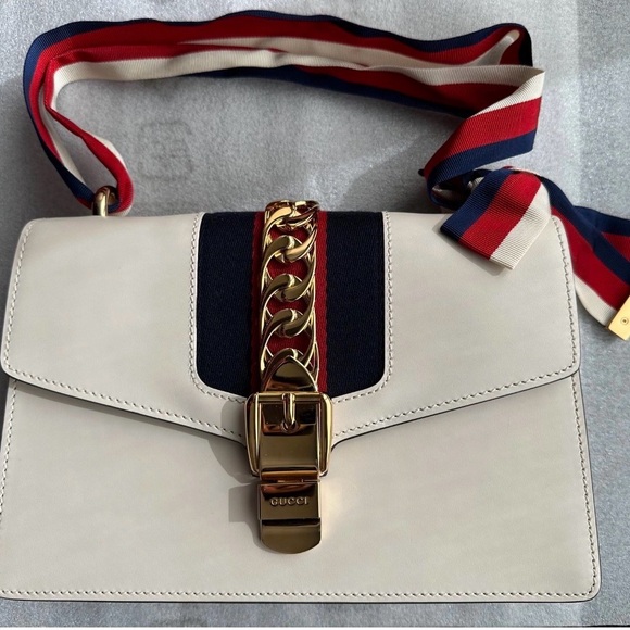 Gucci Sylvie Shoulder Bag with Gold Accents - Picture 3 of 14